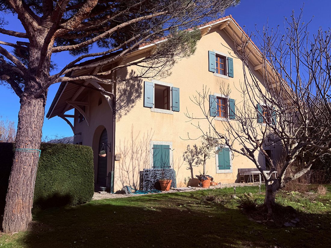 Villa in Fessy, Auvergne-Rhône-Alpes, France 2 - 17896823