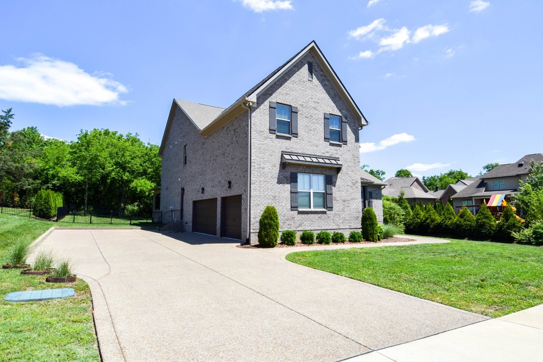 House in Gallatin, Tennessee, United States 4 - 17899687