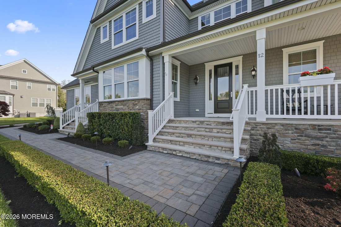 House in Marlboro Township, New Jersey, United States 4 - 17897752