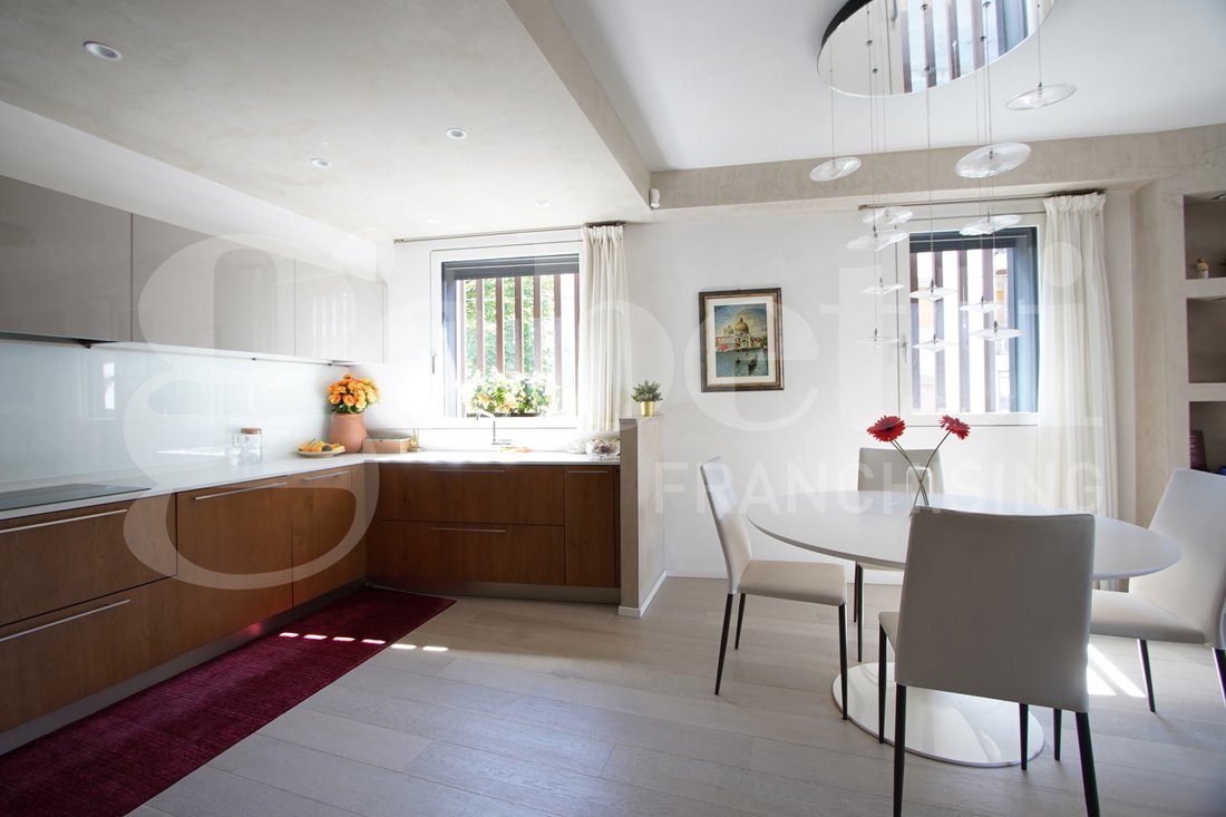 Apartment in Carpenedo-Bissuola, Venice, Veneto 4 - 17899130
