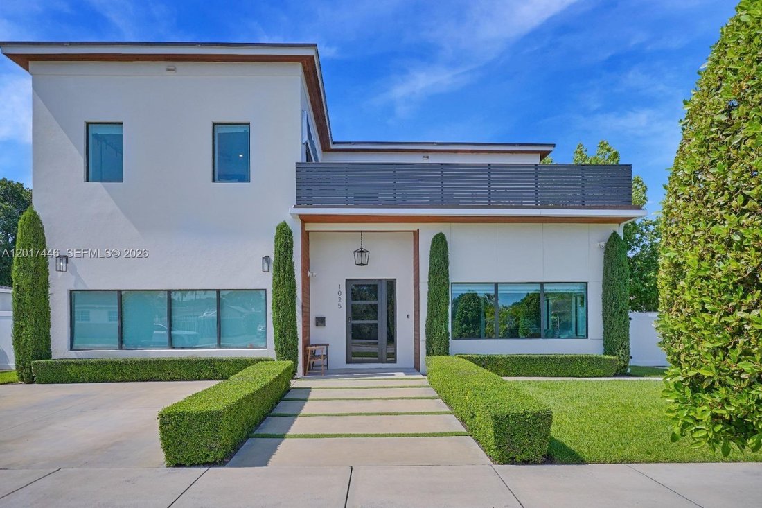 House in Miami, Florida, United States 1 - 17895863