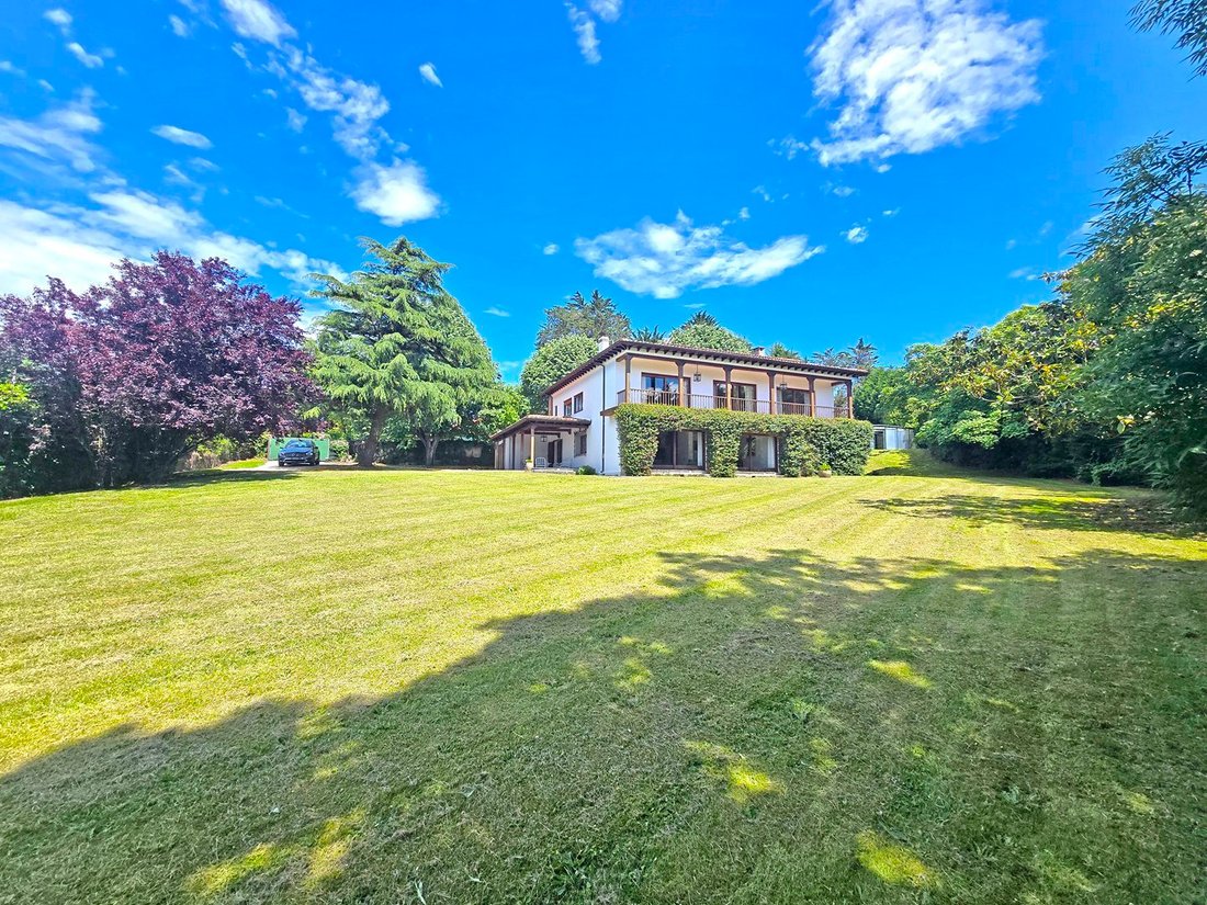 Villa in Distrito Rural, Gijon / Xixon, Spain 1 - 17901051