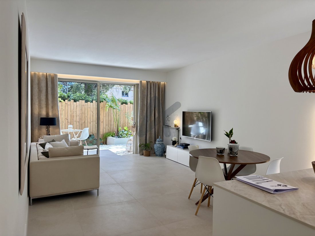Apartment in Cannes, Provence-Alpes-Côte d'Azur, France 2 - 17899136