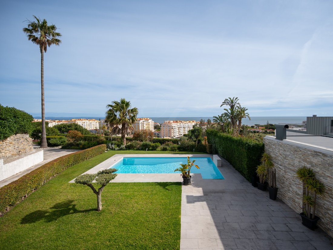 House in Parede, Lisbon, Portugal 2 - 17900097