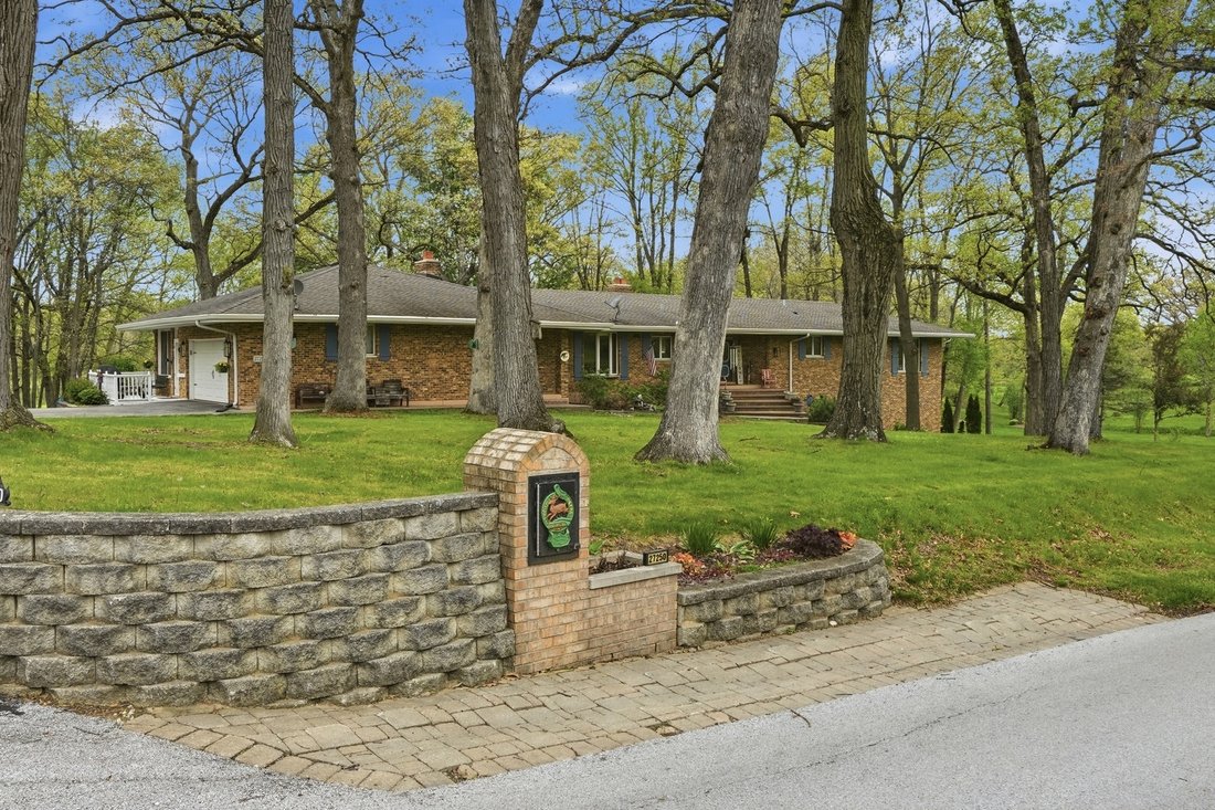 House in Beecher, Illinois, United States 2 - 17898844