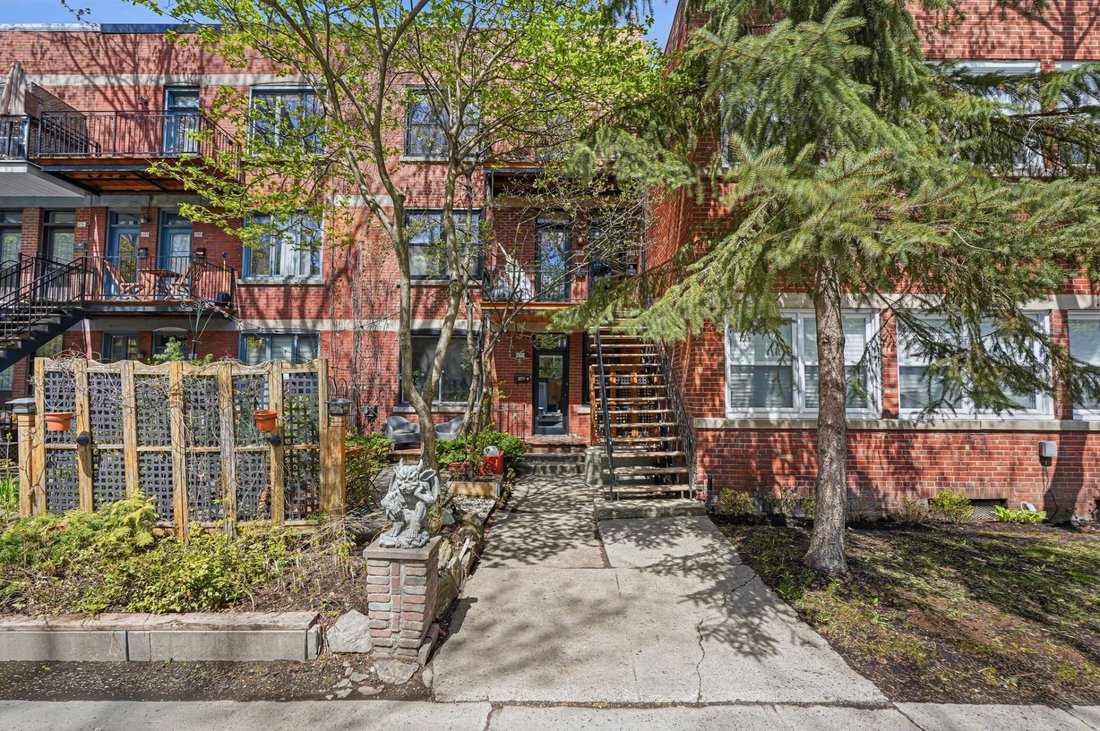 Condo in Montréal, Quebec, Canada 1 - 17900280