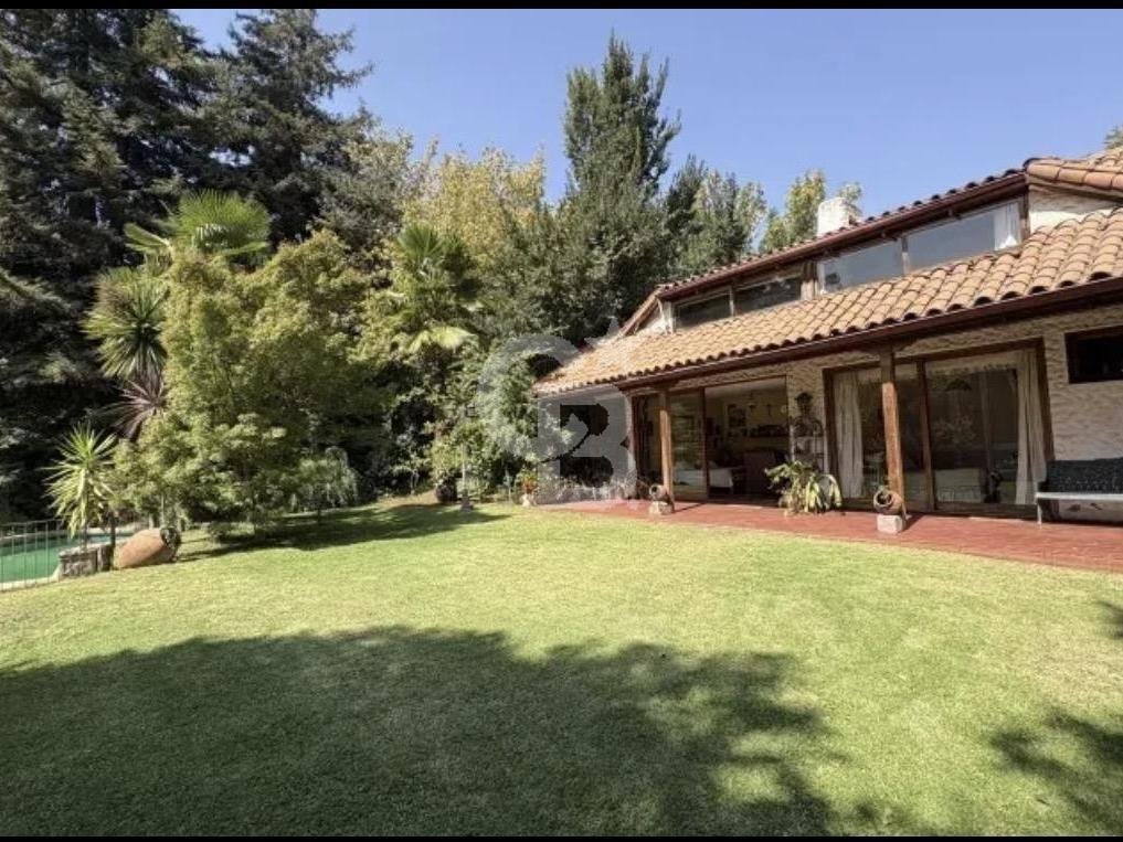 House in Lo Barnechea, Santiago Metropolitan Region, Chile 1 - 17896512