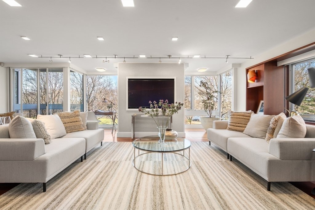 Condo in Cambridge, Massachusetts, United States 2 - 17895306