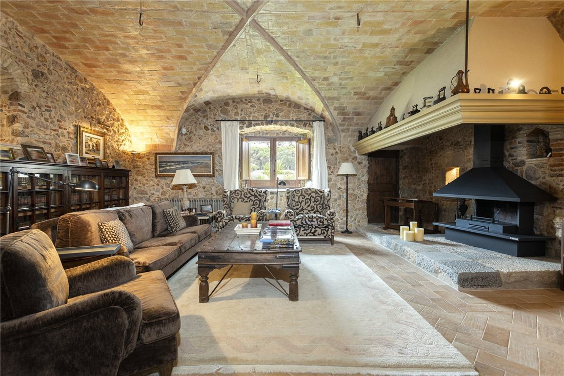 House in Figueres, Catalonia, Spain 5 - 17897538