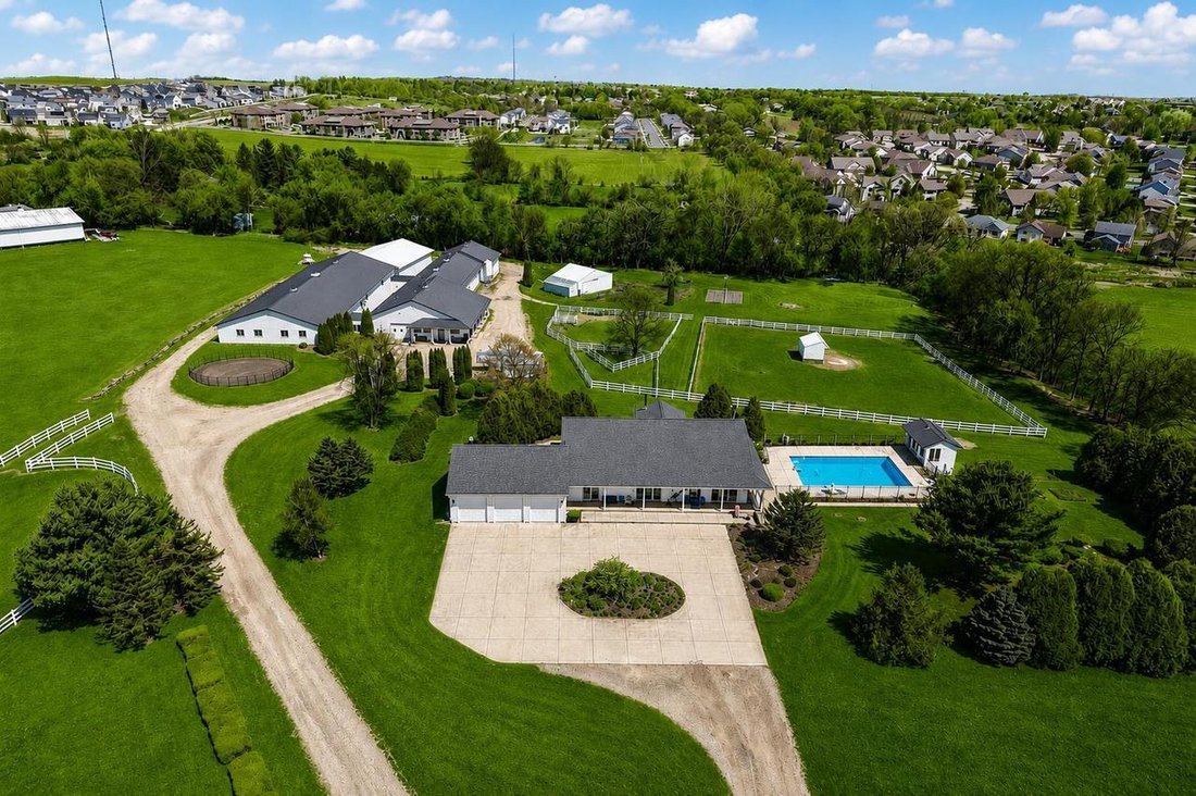 House in Verona, Wisconsin, United States 1 - 17898685