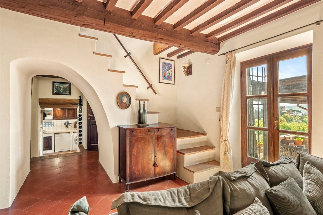 House in Todi, Umbria, Italy 3 - 17897498