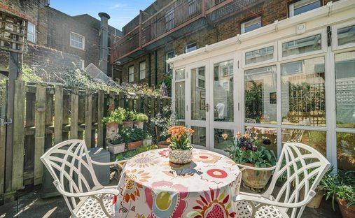 Apartment in Covent Garden, Westminster, England 1