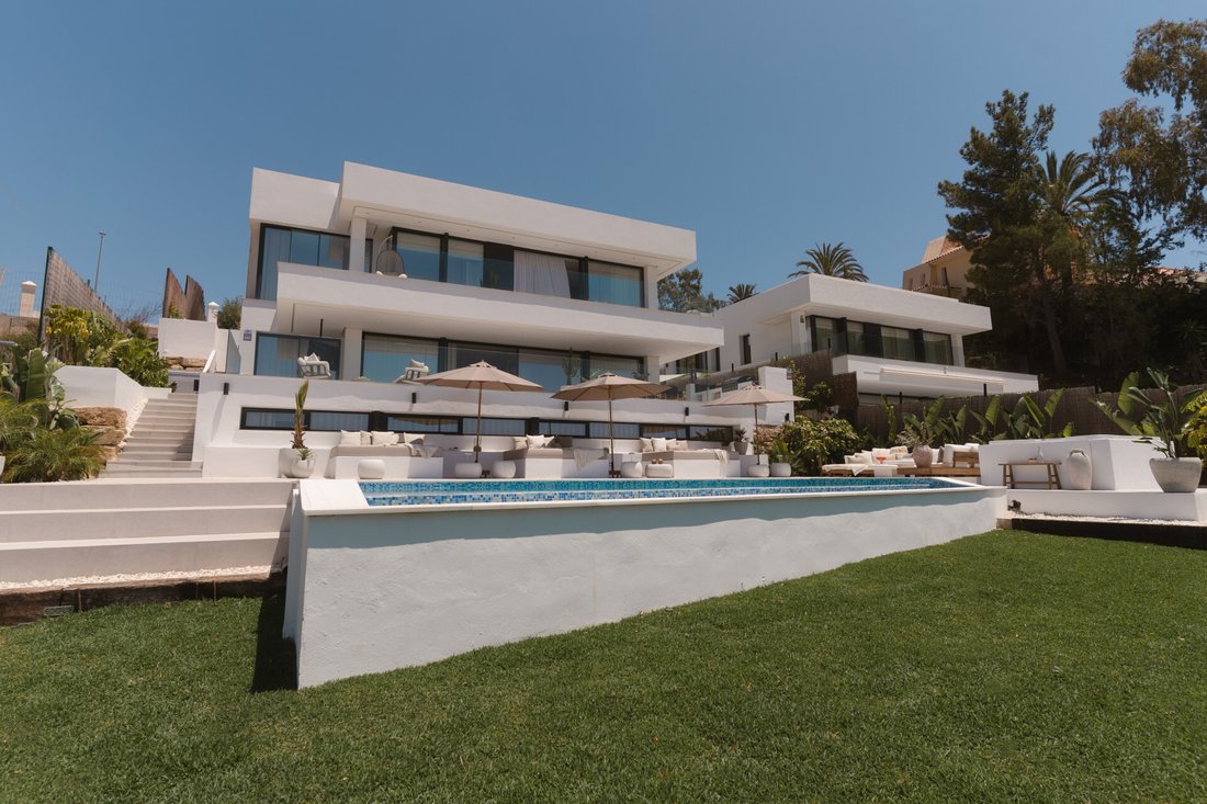 Villa in Nueva Andalucia, Marbella, Spain 5 - 17901602