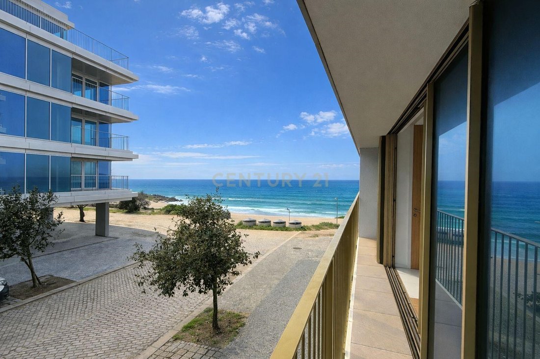 Apartment in Canidelo, Porto District, Portugal 1 - 17488079