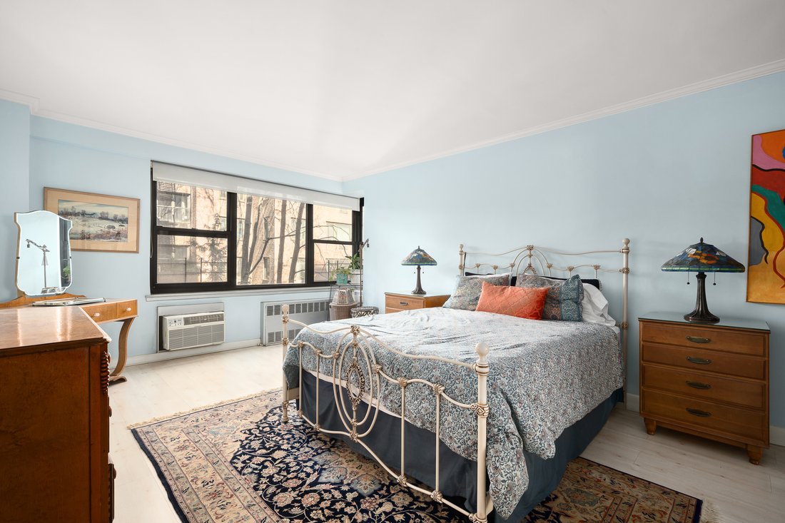 Co Op in New York, New York, United States 5 - 17671046