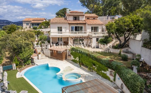 Villa in Sud, Cavalaire-sur-Mer, France 1