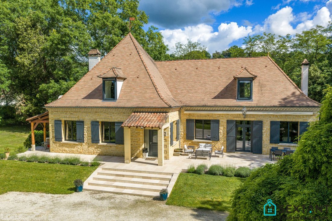 Varennes, Nouvelle-Aquitaine, France 1 - 17730684