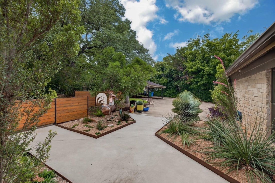 House in Austin, Texas, United States 5 - 17895804