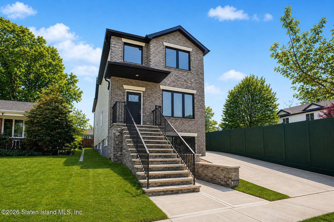 House in New York, New York, United States 3 - 17895348
