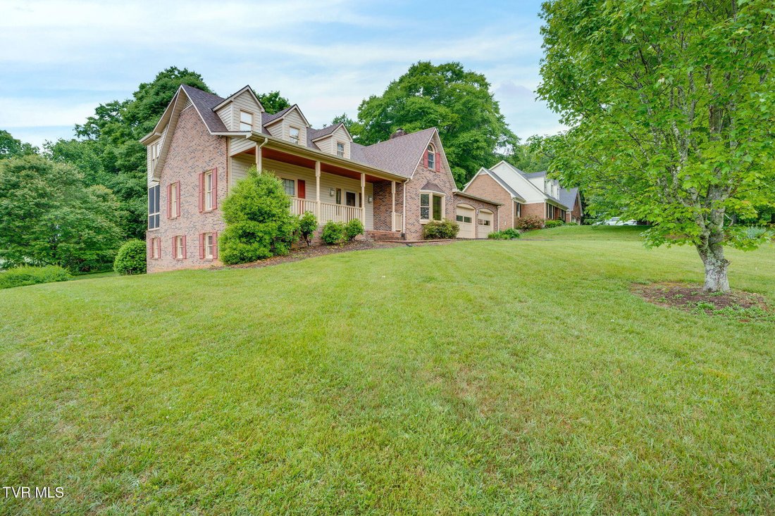House in Johnson City, Tennessee, United States 3 - 17899852