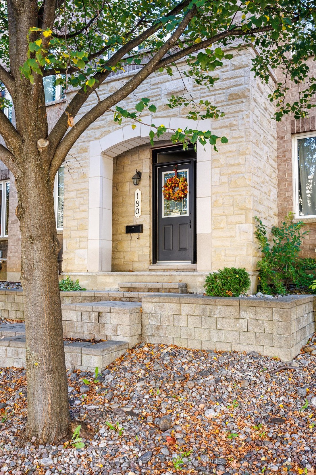 House in Ottawa, Ontario, Canada 2 - 17900229