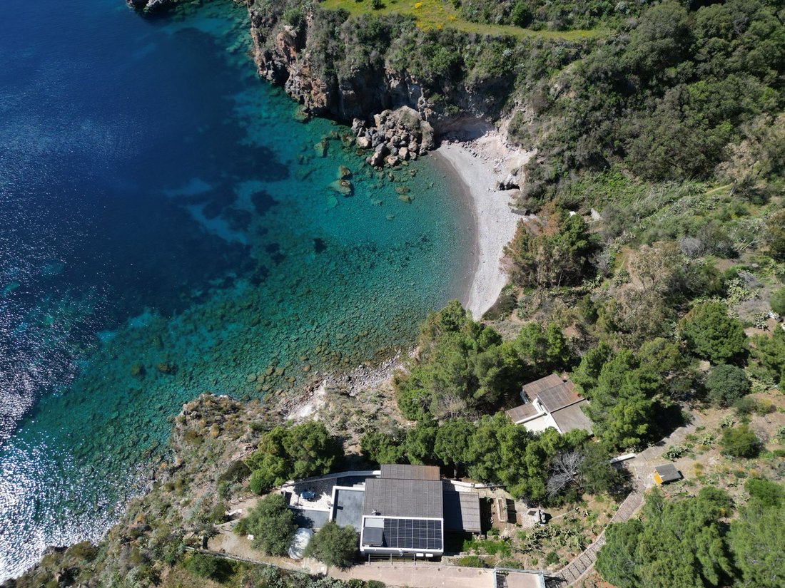 Villa in Lipari, Sicily, Italy 4 - 17901858