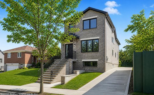 House in New York, New York, United States 1