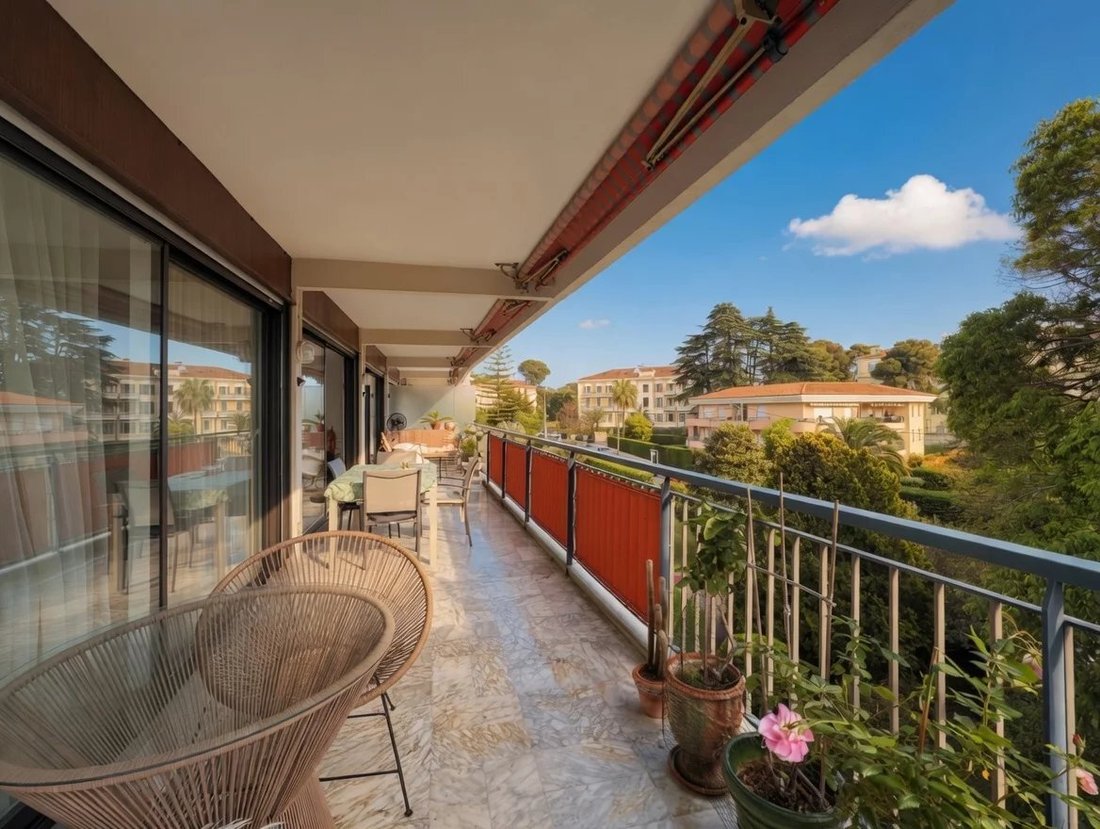 Apartment in Camp Long, Cannes, France 3 - 17897319