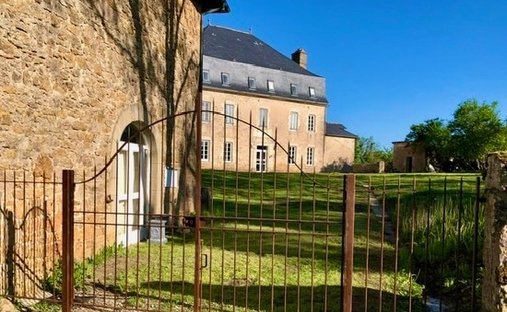 Magnificent Medieval Castle Overlooking The Lot Valley, With Swimming Pool, Outbuildings, Near Figea