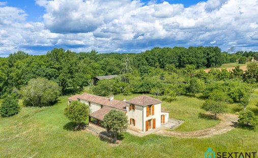 Saint-Capraise-de-Lalinde, Nouvelle-Aquitaine, France 1