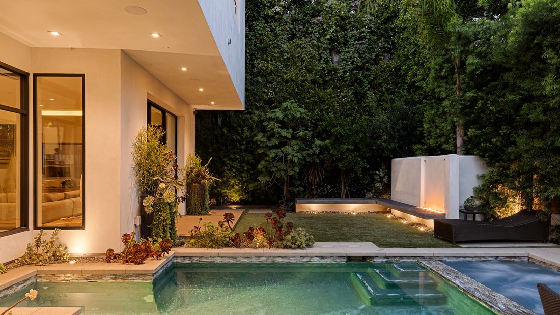 House in Los Angeles, California, United States 4 - 17844740