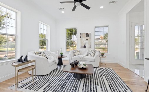 House in Carrollton, Texas, United States 1