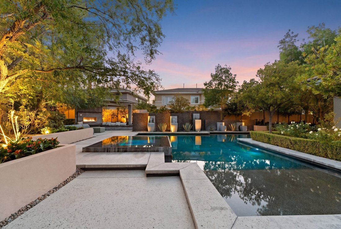 House in Las Vegas, Nevada, United States 2 - 17896743