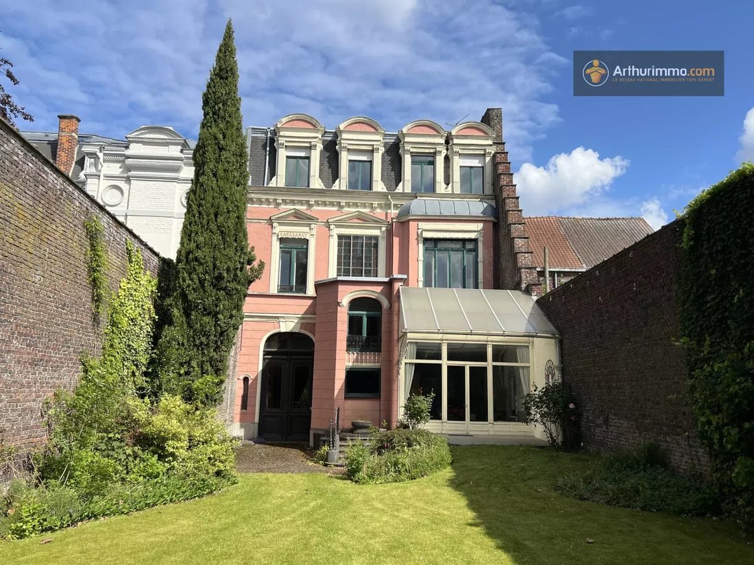 House in Roubaix, Hauts-de-France, France 1 - 17897255