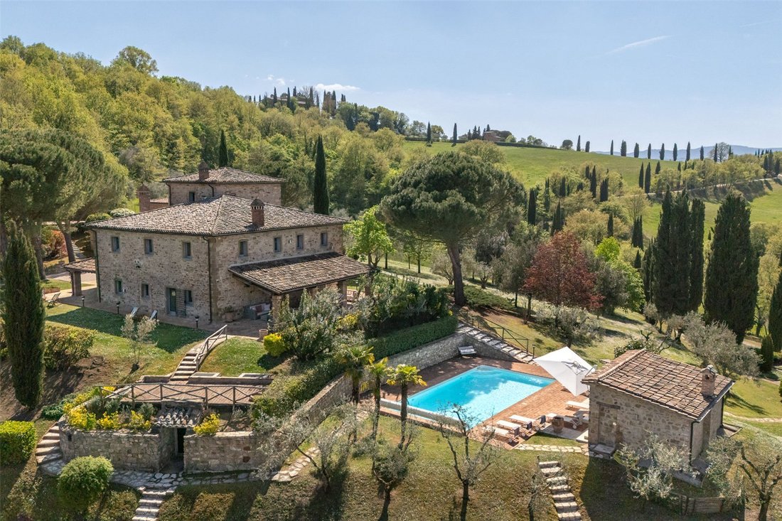 House in Umbertide, Umbria, Italy 2 - 17897467
