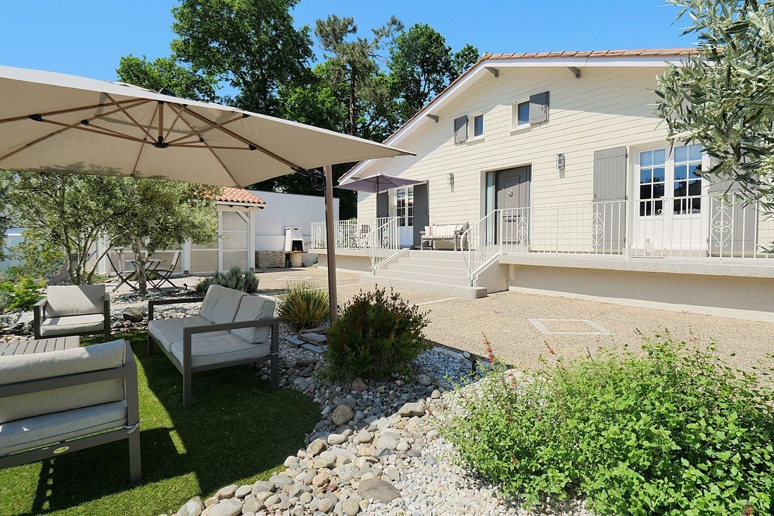 Villa in Nord Est Vallieres, Saint-Georges-de-Didonne, France 1 - 17896391