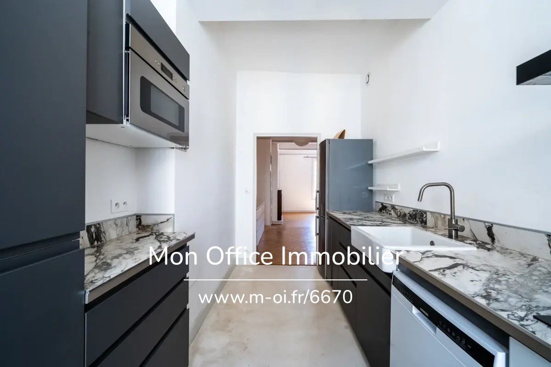 Apartment in Comtale-Cente-Cours Mirabeau, Aix-en-Provence, France 5 - 17896870