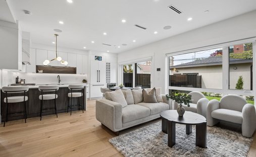 Condo in Vancouver, British Columbia, Canada 1