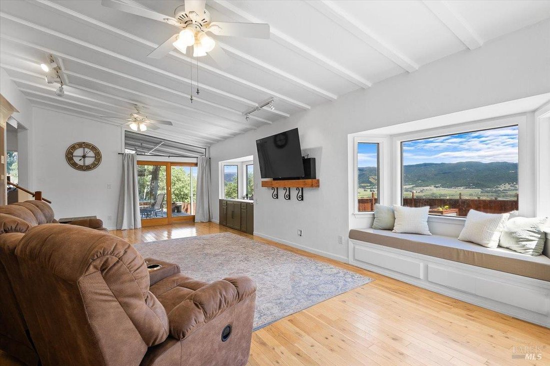House in Ukiah, California, United States 5 - 17900234