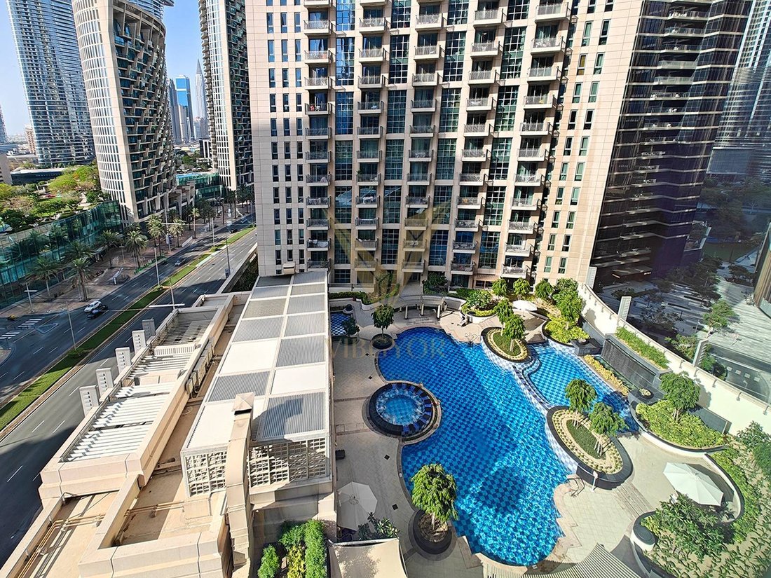 Apartment in Burj Khalifa Lake, Downtown Dubai, Dubai 1 - 17901817