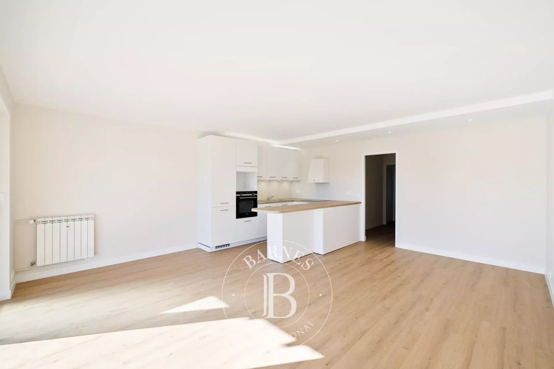 Apartment in Duconteria-Jai Alai-Stade, Saint-Jean-de-Luz, France 5 - 17897413