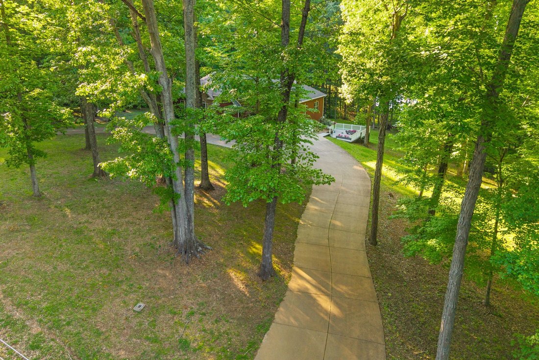 House in Cadiz, Kentucky, United States 5 - 17899673