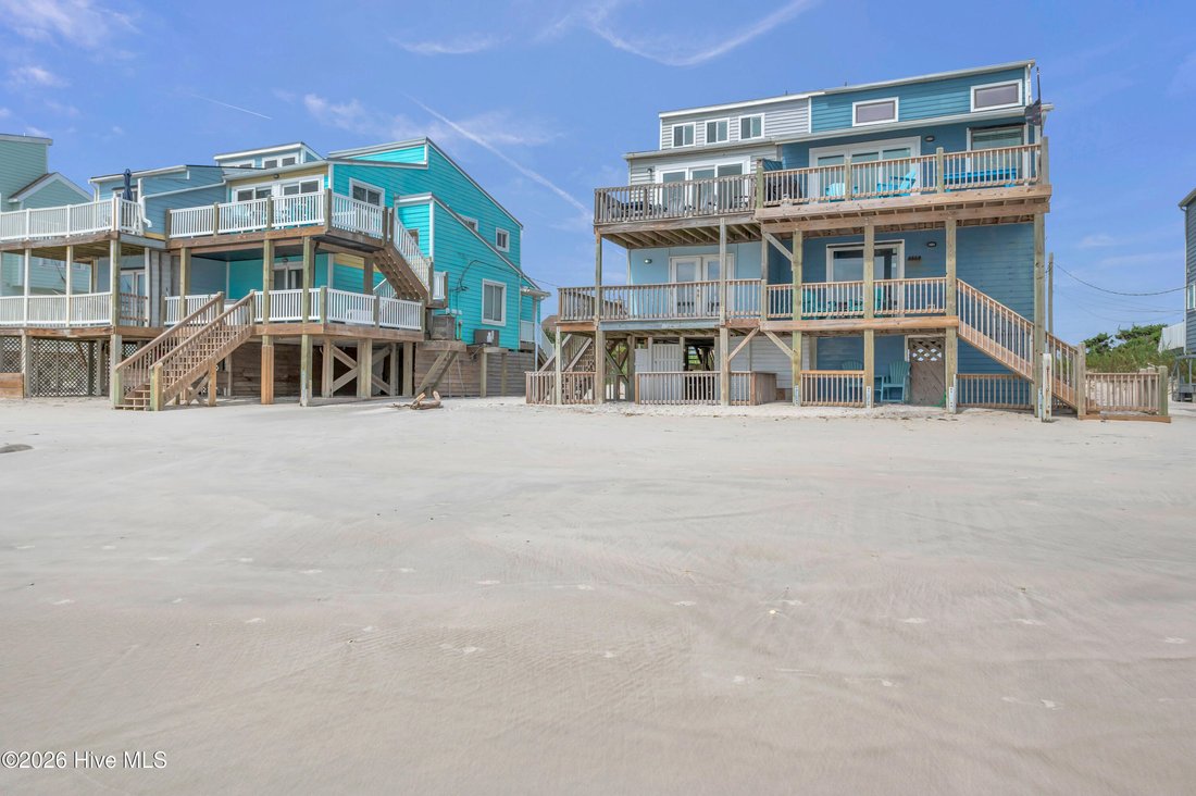 Townhouse in North Topsail Beach, North Carolina, United States 5 - 17898824