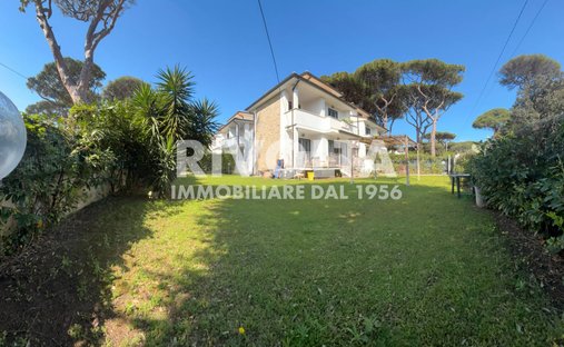 Villa in Fregene, Fiumicino, Latium 1
