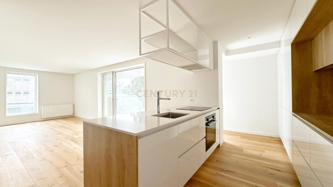 Apartment in Paranhos, Porto District, Portugal 2 - 17487819