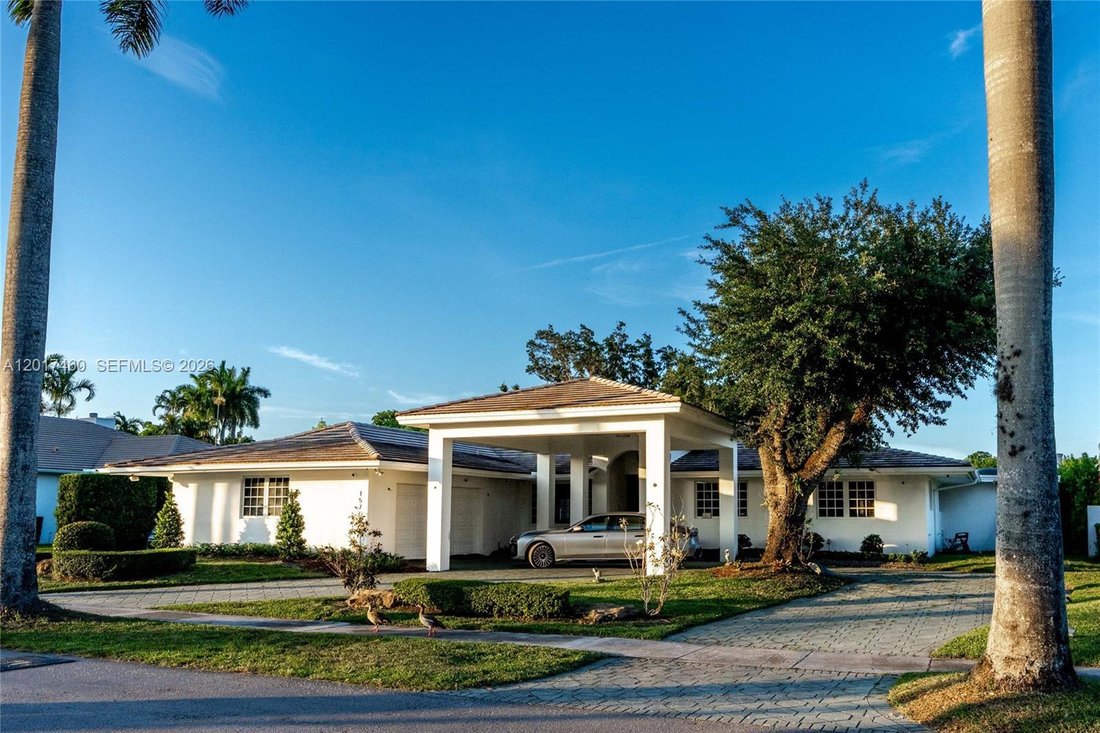 House in Miami Lakes, Florida, United States 1 - 17898584