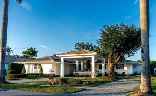 House in Miami Lakes, Florida, United States 1