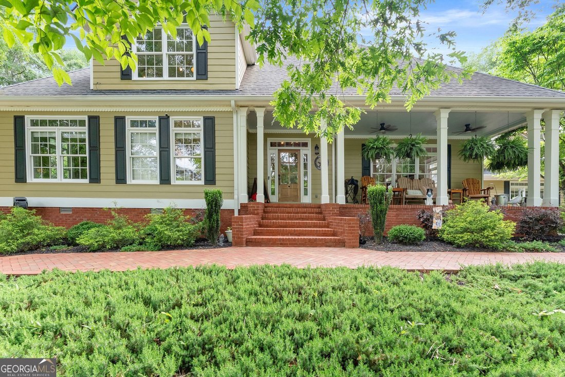 House in Commerce, Georgia, United States 2 - 17899765