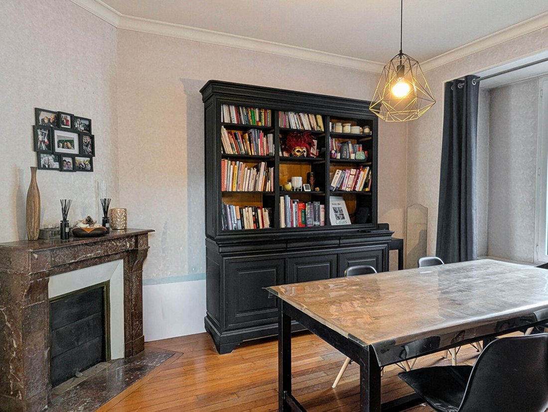 Villa in Centre Ville - Gare, Noisy-le-Sec, France 2 - 17896805