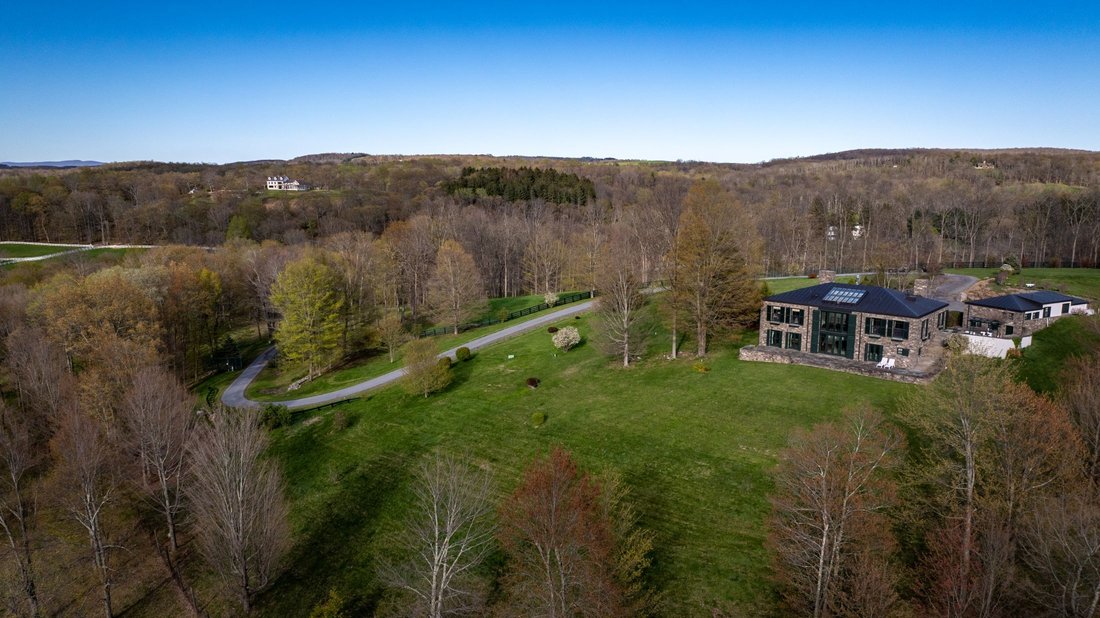 House in Stanfordville, New York, United States 1 - 17685161